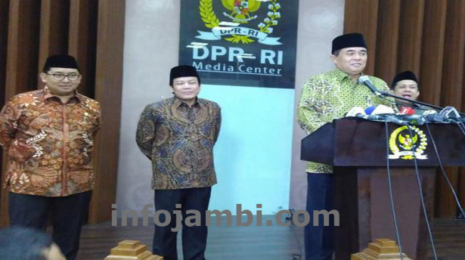 Akom : Aku Rapopo, Lepas Jabatan Ketua DPR