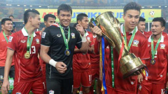 Alfred Riedl Jagokan Thailand Juara Piala AFF 2016