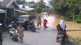Banjir Meluas, Merlung Lumpuh, Jalan Lintas Timur Putus