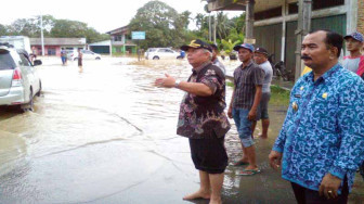 Bupati dan Wakil Bupati Tanjabbar Tinjau Banjir