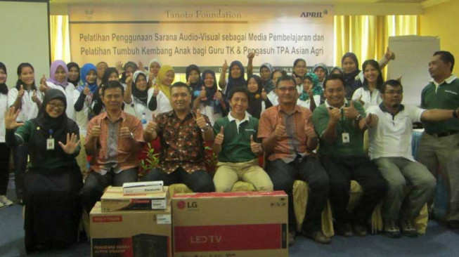 Asian Agri Bersama Tanoto Foundation Peduli Pendidikan