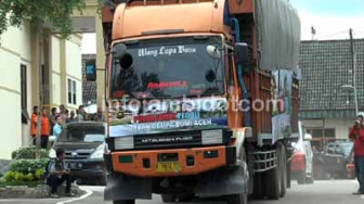 Polda Jambi Kirim Satu Kontainer Bantuan Untuk Korban Gempa Aceh