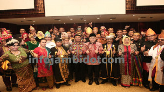 Ketua MPR: Ragam Budaya Daerah Jadi Sumber Budaya Nasional