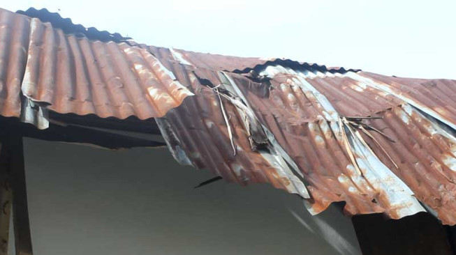 Parah, Dua Tahun Mess Kerinci Tak Berlistrik, Nunggak PDAM Rp. 44 Juta