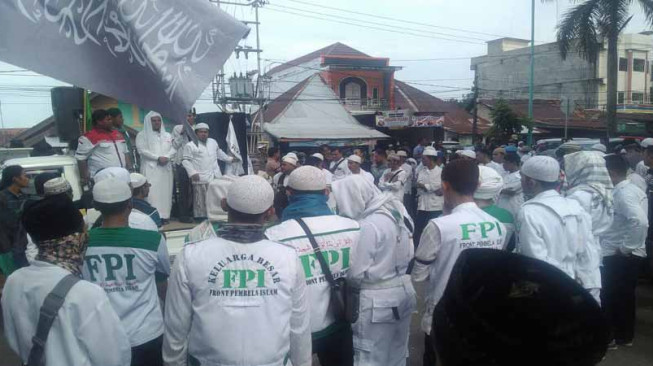 Ratusan Ormas Islam Kembali Demo Kasus Novita