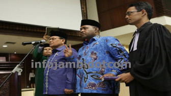 Pimpinan DPD Lantik Dua Anggota DPD PAW