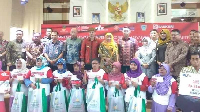Mensos Luncurkan Layanan e-Warong di Jambi