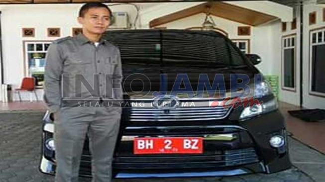 Wowwww.... Mobil Dinas Wabup Batanghari Rp 1,3 Miliar