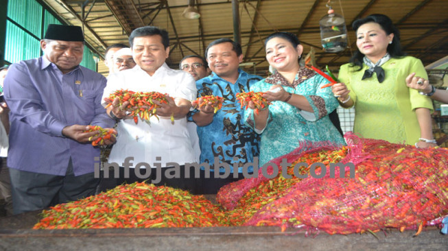 Ketua DPR Sidak ke Pasar Induk Kramat Jati