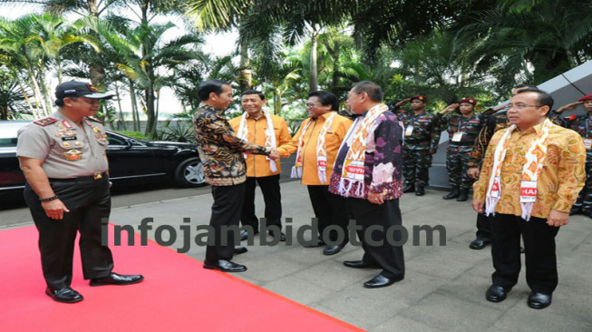 OSO Bangga Politisi Jadi “Kutu Loncat”