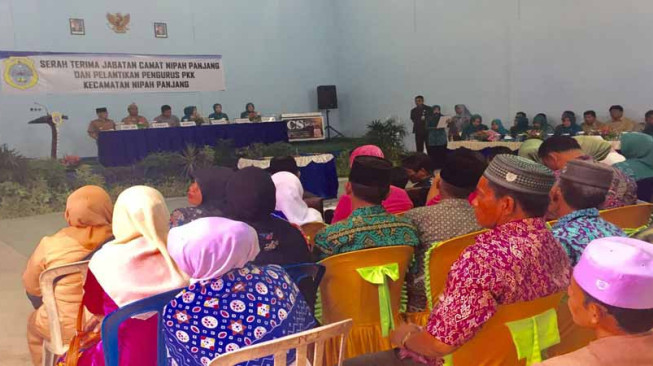 Ini Pesan Khusus Bupati Romi Untuk Kades dan Camat
