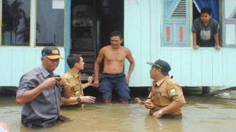 ‎Tinjau Banjir, Zola Pastikan Bantuan Sampai