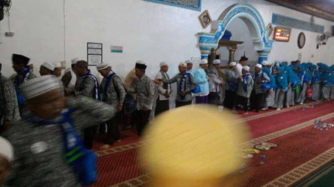 64 Warga Jangkat dan Sungai Tenang Berangkat Umrah