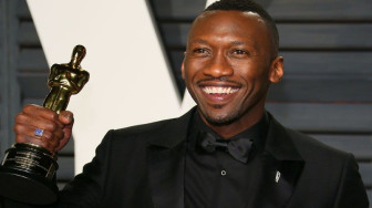 Netizen Pakistan: Peraih Oscar Mahershala Ali Bukan Seorang Muslim