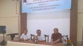 18 Guru Ikut PCKS