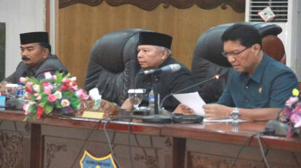 Pemkab Tanjabbar Sampaikan Lima Ranperda