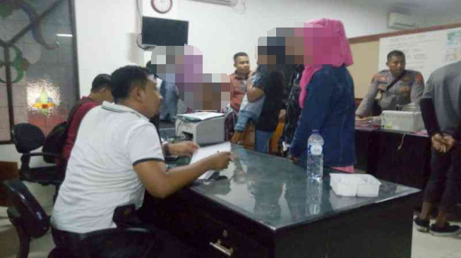 Belasan Pasangan Mesum Terjaring di Hotel