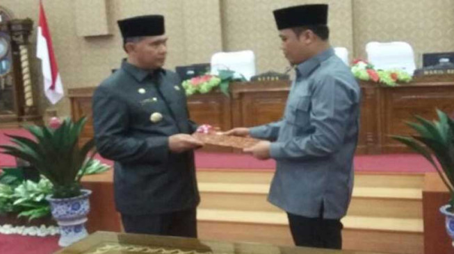 Walikota Sampaikan LKPJ 2016