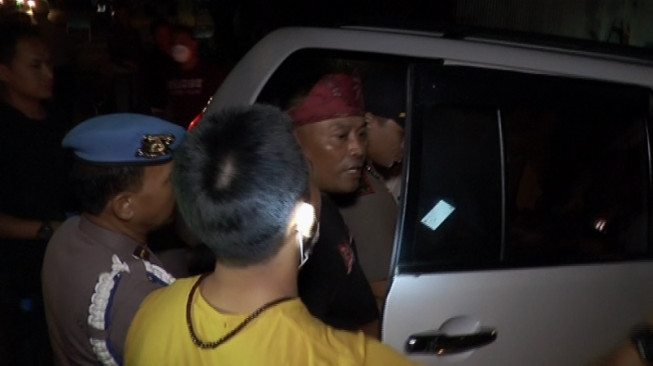 Mobil Martayadi Ditahan, Ditemukan Plat Bodong dan Chivas Regal