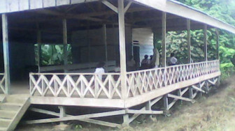 Sekolahan Anak-Anak SAD Ini Memprihatinkan