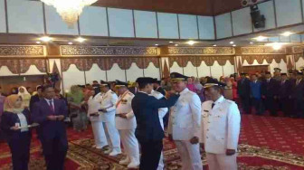 Gubernur Lantik Tiga Bupati dan Wakil Bupati Sekaligus