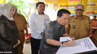 Bupati Batanghari Resmikan Kampung KB Kecamatan Pemayung