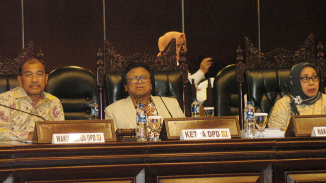Rapat Paripurna DPD Kembali Terbelah