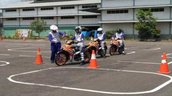 #cari_aman Bersama Sekolah Binaan Honda