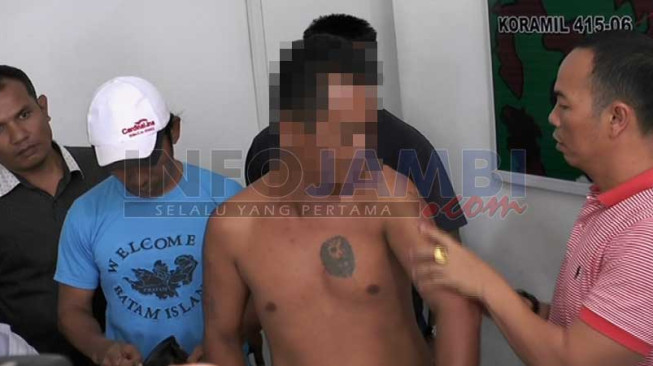 Mabuk Tuak, Nursal Menembak