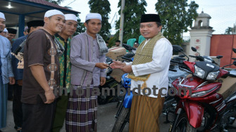 Bupati Merangin Bagi-Bagi Sepeda Motor