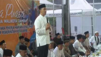 Fasha Buka Bersama dengan Para Penjaga Kebersihan