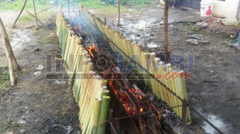 Ramadhan Datang, Bu Iyar Riang