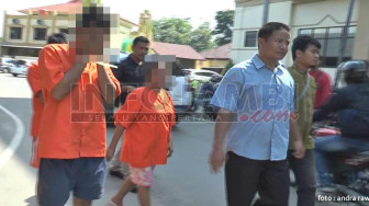 Ibu dan Anak “Main”, Ehhh... Ditangkap Polisi