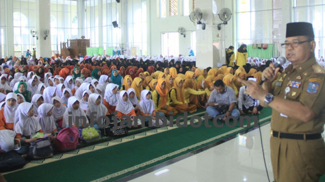 Ribuan Pelajar Merangin Mengikuti Pesantren Kilat