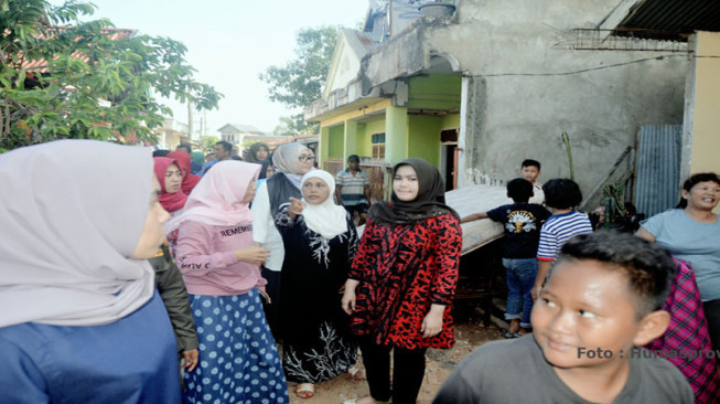 Ringankan Beban Warga, Sheerin Bantu Korban Banjir