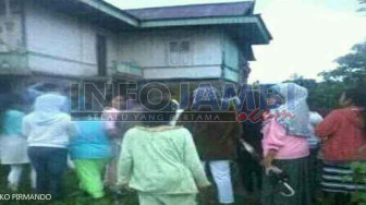 Macam Texas... 9 Cowok dan 2 Cewek Diduga Pesta Seks