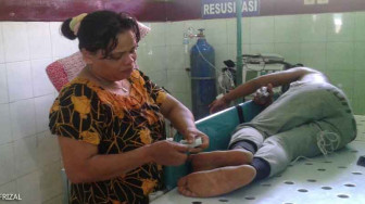Dinasehati Emak, Malah Minum Racun