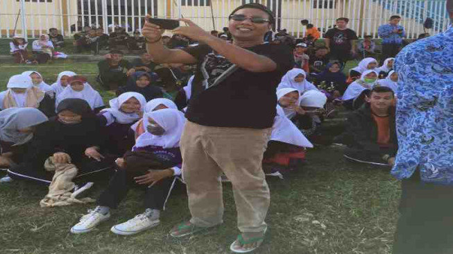 Bupati Romi Tertekan MTQ 2007