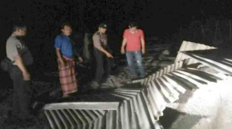Ribut dengan Warga SAD, Rumah Warga Dibakar Massa