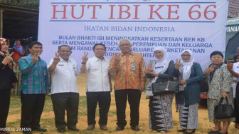 Pemprov Jambi Apresiasi Bidan dalam Pelayanan Kesehatan