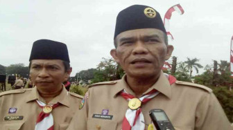 Dinas Pendidikan Larang Pelajar Bawa HP ke Sekolah