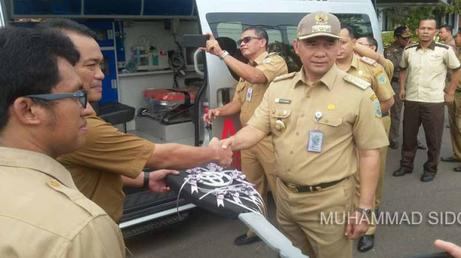 Fasha Targetkan 2018 Semua Puskesmas Punya Ambulance Baru