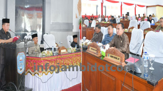 Bupati Sampaikan Jawaban Pemerintah