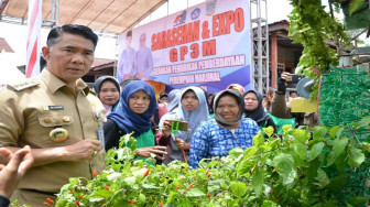 Wali Kota Fasha Tutup Sarasehan Gerakan Pendidikan Pemberdayaan Perempuan Marjinal