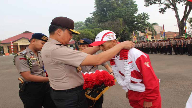 Kapolda Jambi Lepas Tim Sepak Takraw ke Malaysia