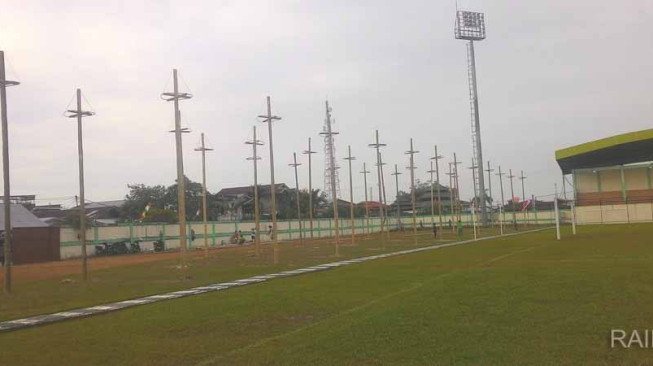 Dewan Tolak Wacara Safrial Adakan Panjat Pinang di Stadion Karya Bakti