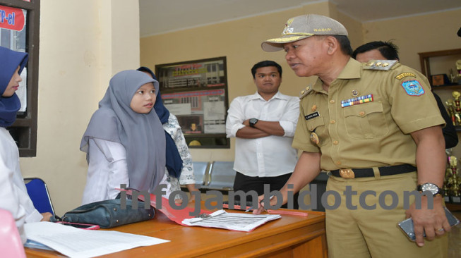 Wabup Kecewa, Pejabat Kantor Camat Bangko Banyak yang Bolos
