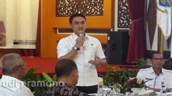 Gubernur dan Wartawan Bicarakan Fly-Over