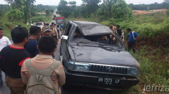Mobil Pengangkut Siswa Terbalik, Tujuh Orang Luka-Luka
