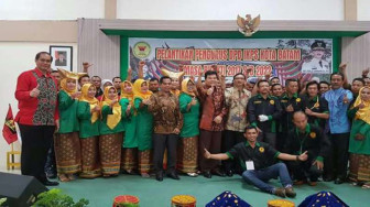 Hasdanil Hasan Lantik Yufrinaldi Jadi Ketua DPD IKPS Kota Batam